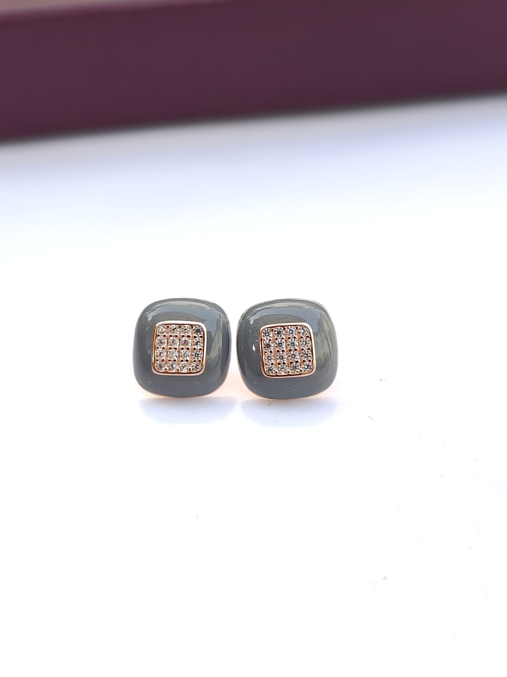 Charcoal Luxe Studs 🖤✨