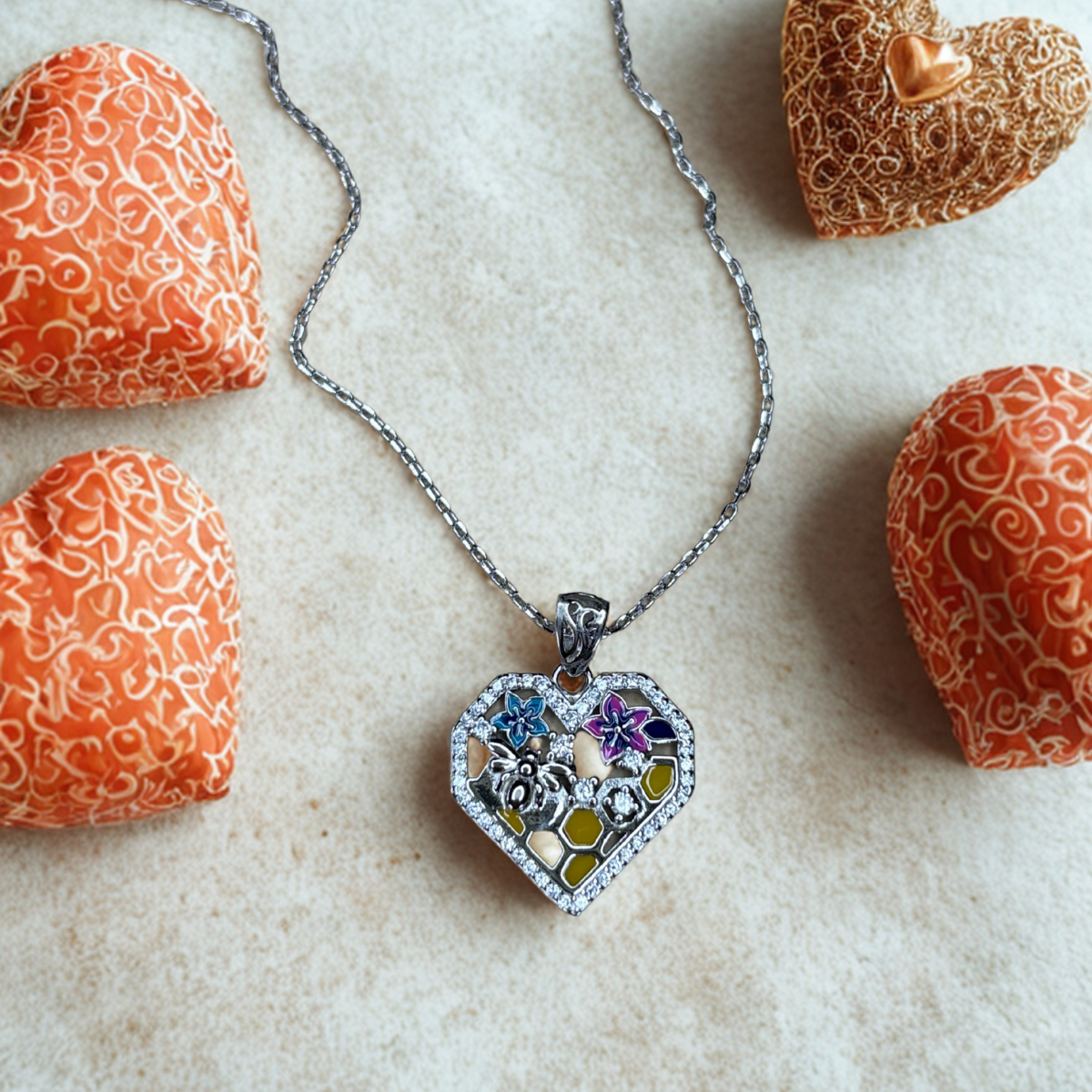 Garden of Love Heart Pendant ๐๐ธ