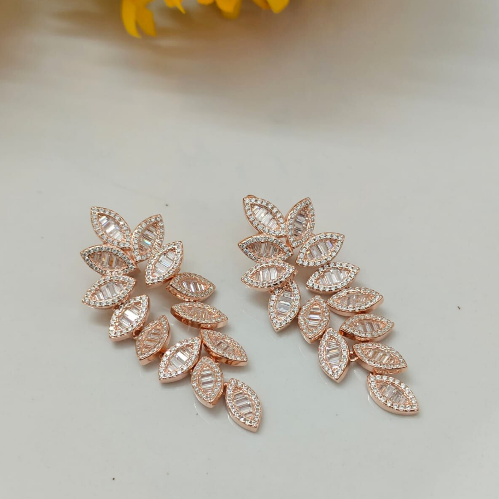 Glimmering Vine Earrings 🌿