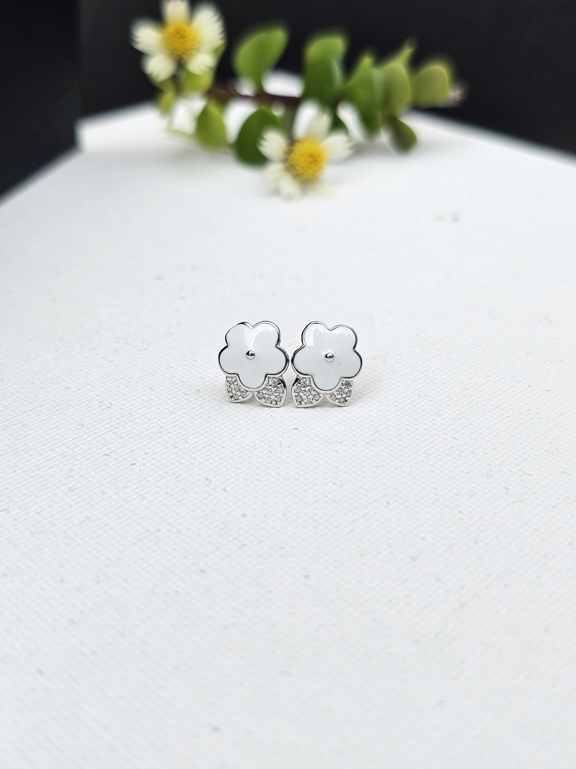 The "Petal Gleam" Studs 🌼
