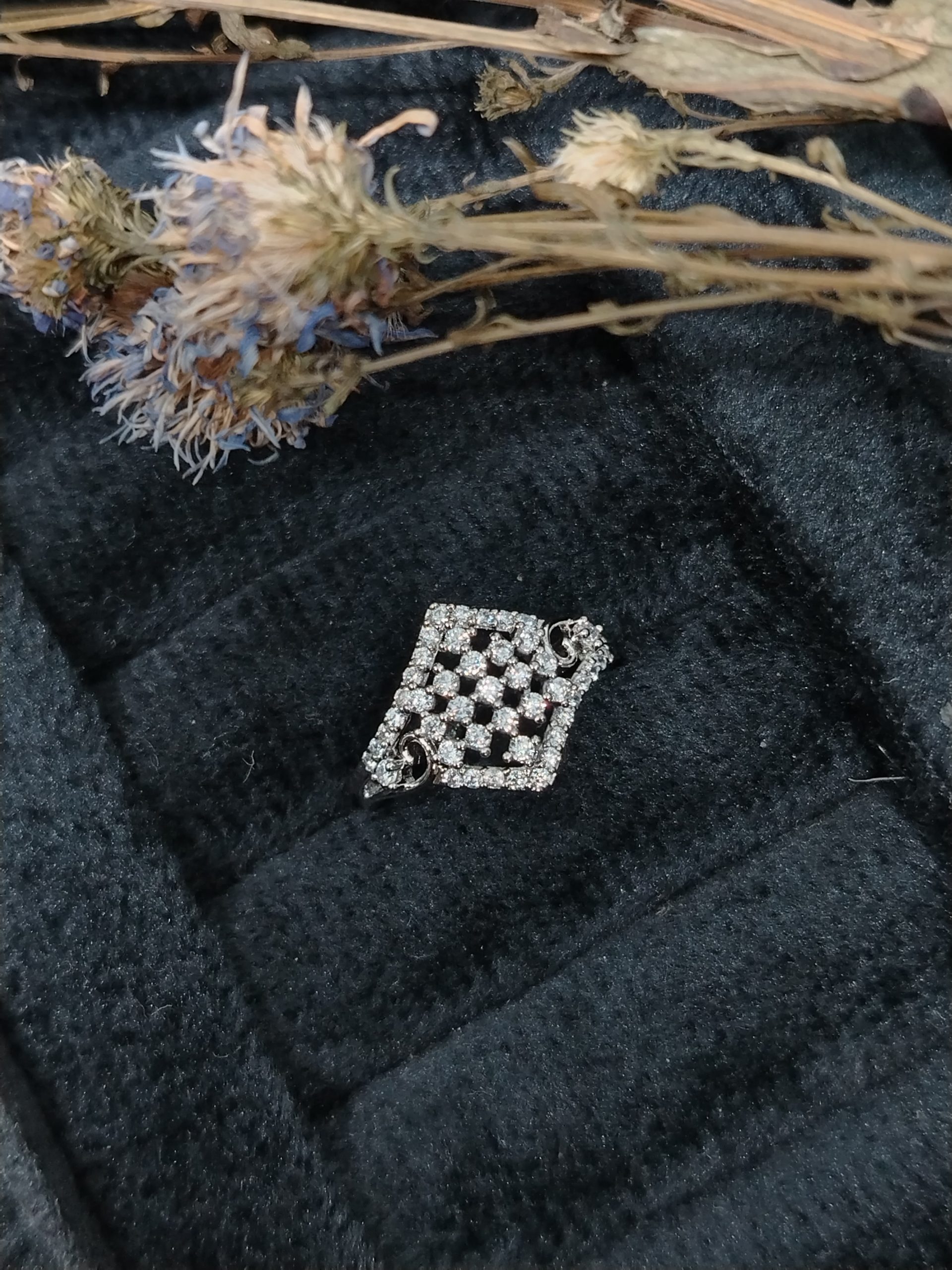 vintage style cluster ring, art deco jewelry women, filigree band diamond ring, antique look fashion ring, cocktail ring diamond shape, women's pavé statement ring, intricate silver ring, scrollwork ring design, unique rhombus ring, buy vintage inspired rings